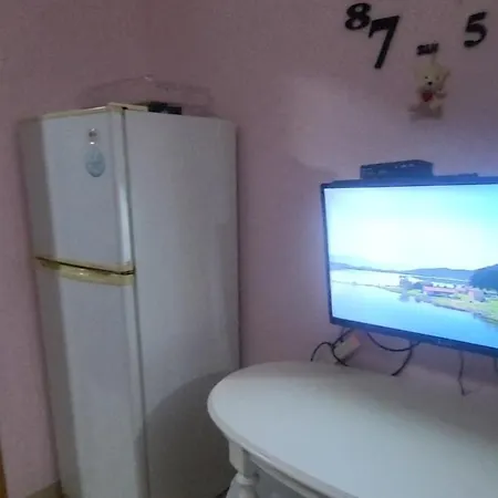 Emi 's House Apartment
